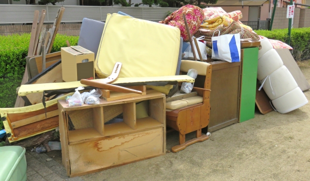 ゴミ　粗大ごみ　回収　清掃